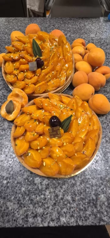 le plaisisr sucré  LYON 9 vous propose la tarte aux ABRICOTS , Lyon 9, Le Plaisir Sucré